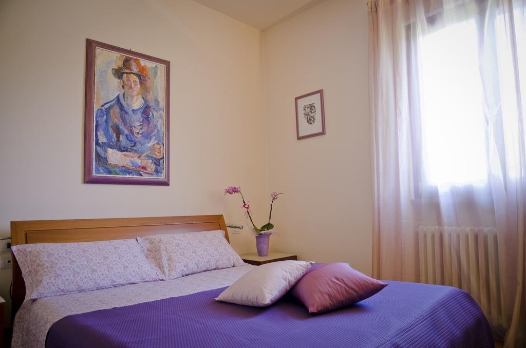 B&B Serena Прато Экстерьер фото